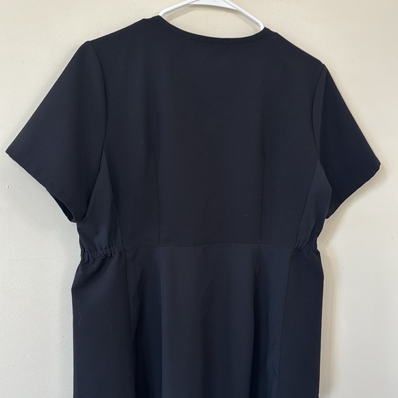 FIGS Octavia Maternity Scrub Top Black Size Medium - Picture 9 of 11